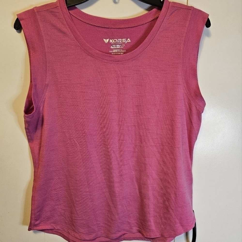 Korsa Women's Size Medium Workout Top Pink